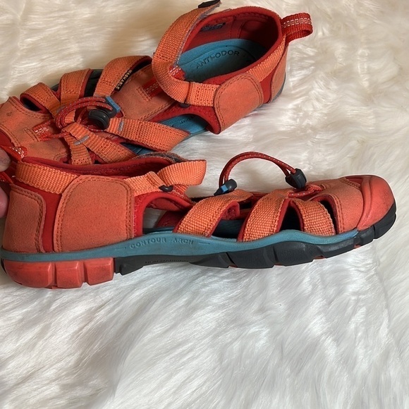 Keen Youth Outdoor Water Shoes Sandals - Picture 2 of 12